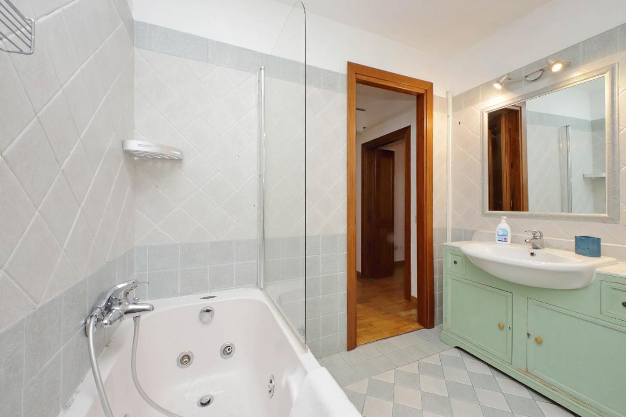 Vatican Spacious Modi Apartment Rome Exterior photo